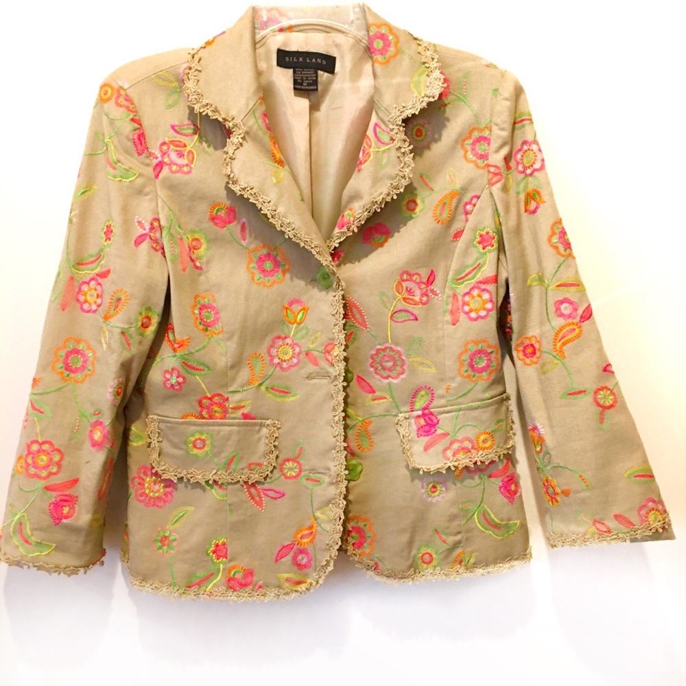 Jacket khaki with colorful embroidery